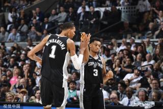 不仅表达了 不仅表达了