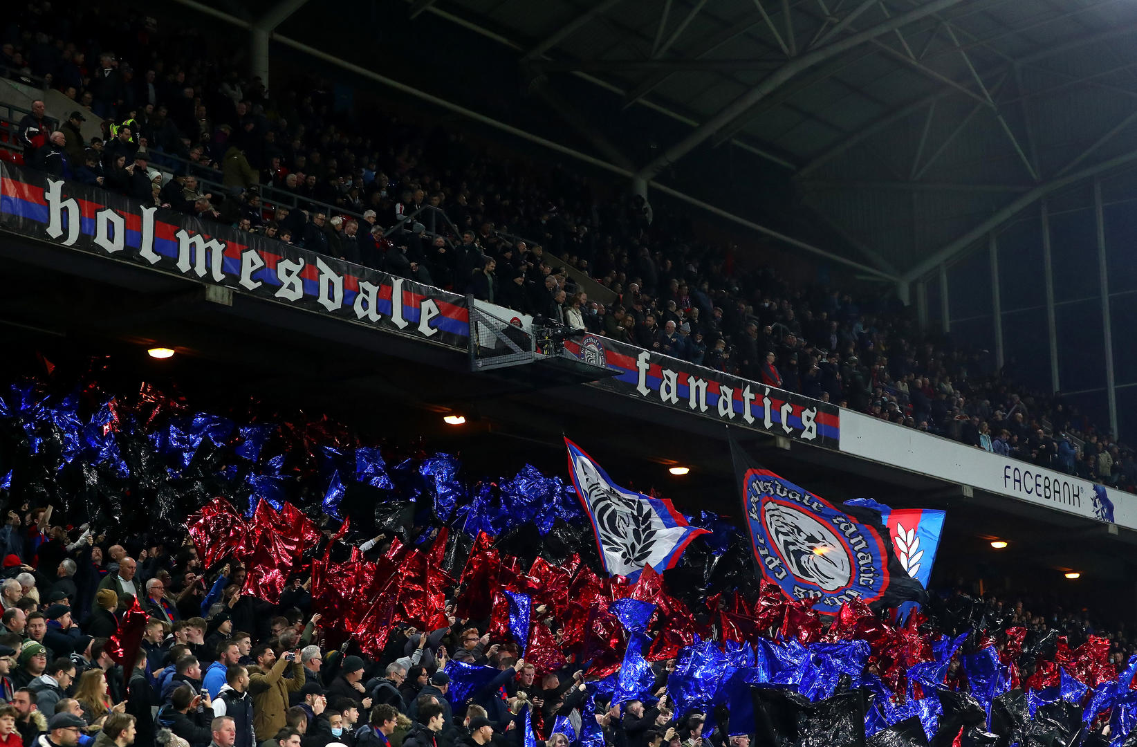 让足坛沸腾 让足坛沸腾